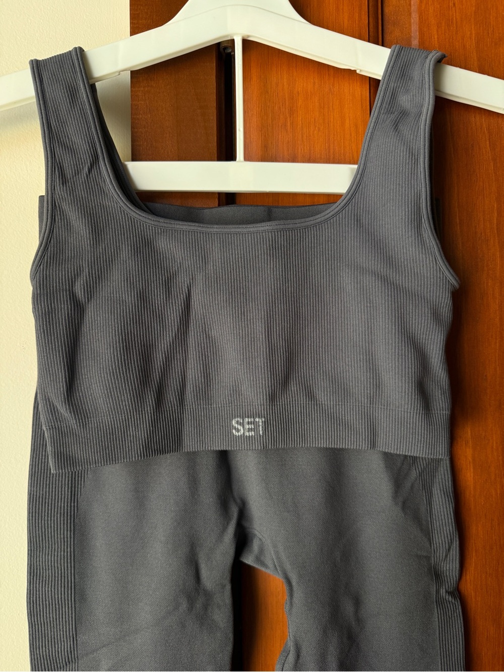 Active Women's Charcoal Gray Seamless High-Waist Leggings & Crop Tank Set